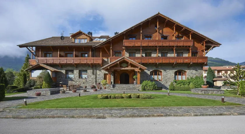 Hotel Grèvol Spa - Image 1