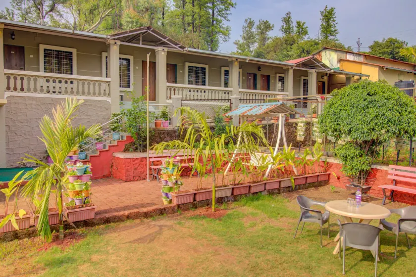 Hirkani Garden & Resort - Image 1