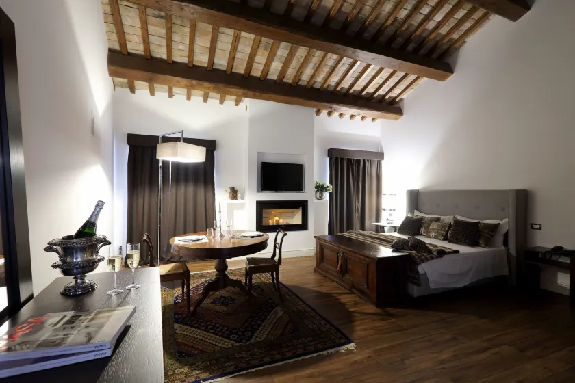 Residenza Palazzo Fortuna - Boutique Hotel - Image 1