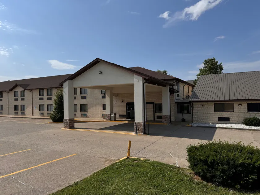 Quality Inn Mount Vernon, IL - Image 1