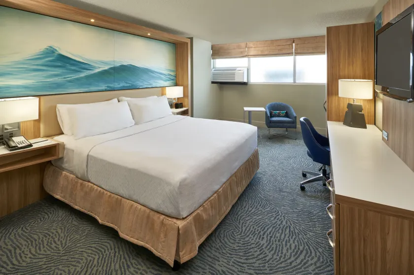 Crowne Plaza Melbourne-Oceanfront by IHG - Room