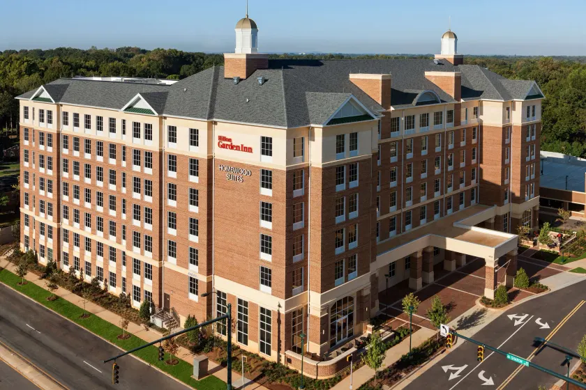 Hilton Garden Inn Charlotte SouthPark - Image 1