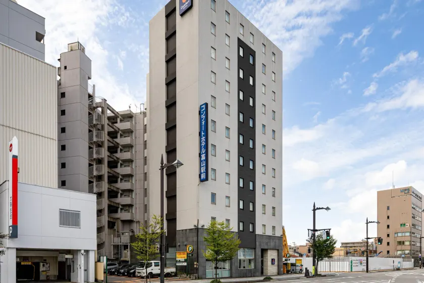 Comfort Hotel Toyama - Image 1