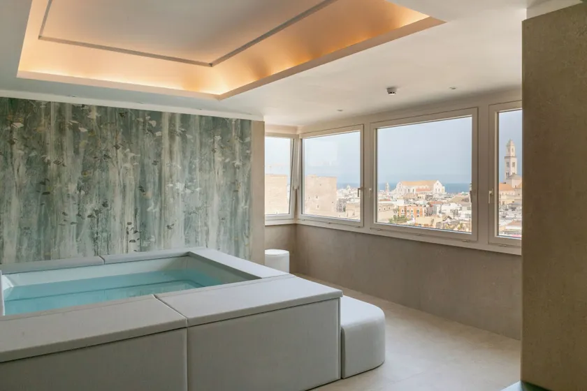 Mövenpick Hotel Bari - Image 1