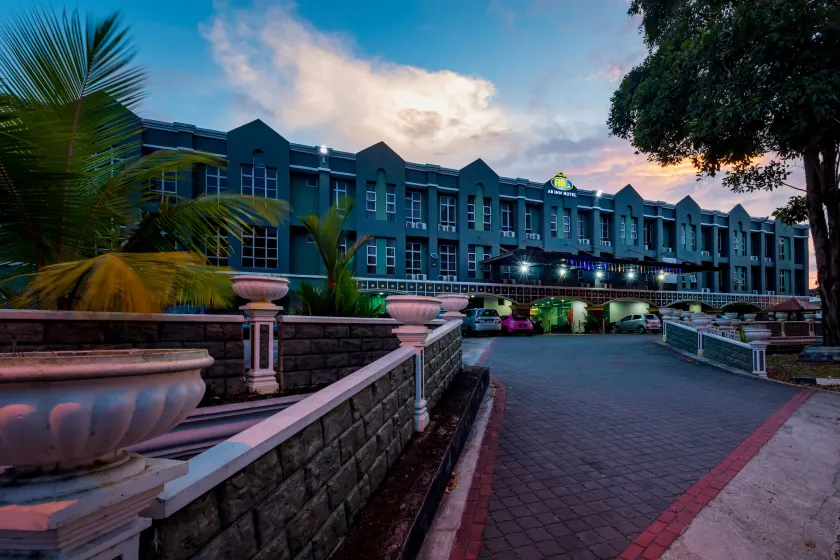 AB Inn Hotel - Image 1