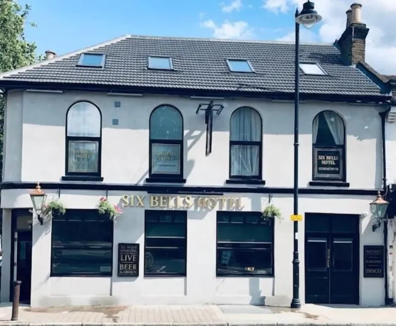The Six Bells Hotel - Image 1