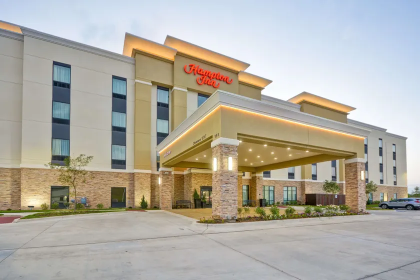 Hampton Inn Kyle - Image 1