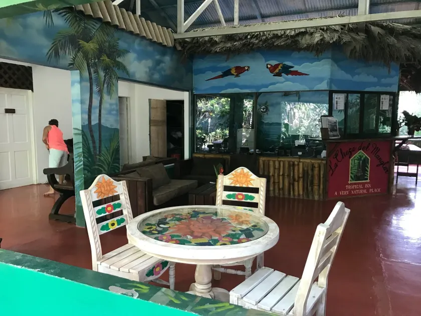 Chosa Manglar Nature Retreat - Interior entrance