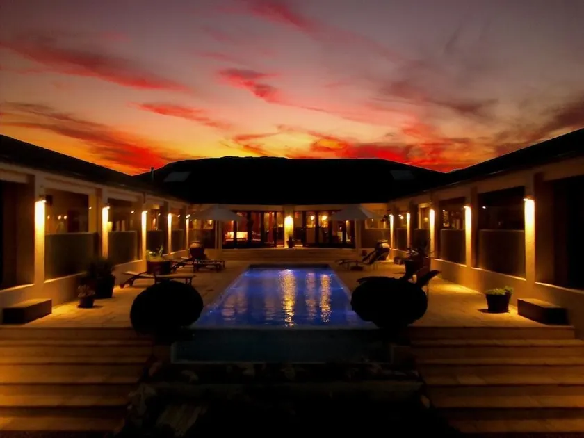 Kapensis Guesthouse - Image 1