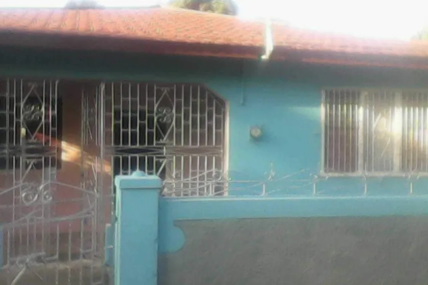 Laura's Place - Image 1