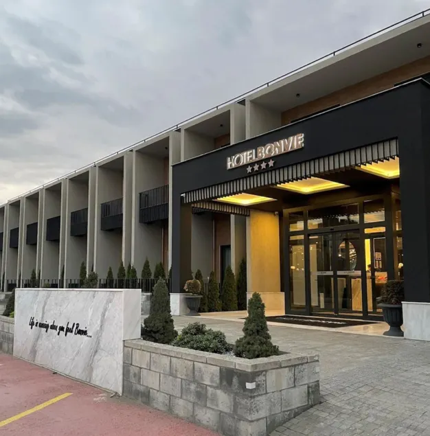 Hotel Bonvie - Image 1