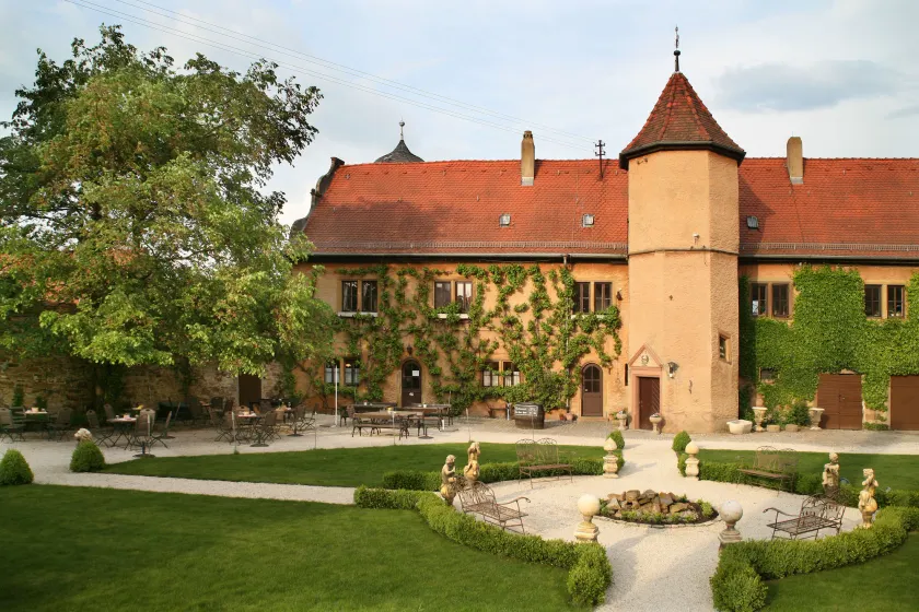 Worners Schloss Weingut & Wellness-Hotel - Image 1