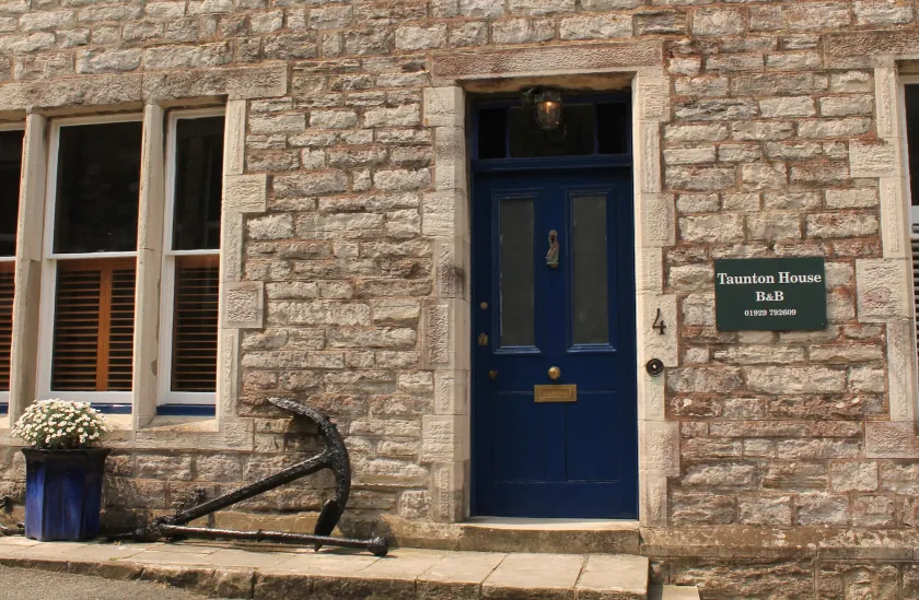 Taunton House B&B - Image 1