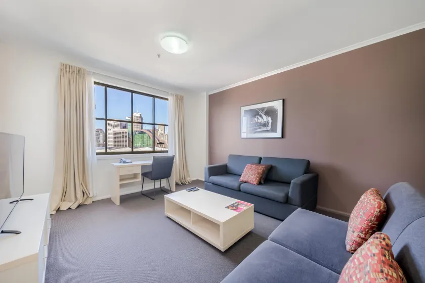 Oaks Sydney Goldsbrough Suites - Image 1