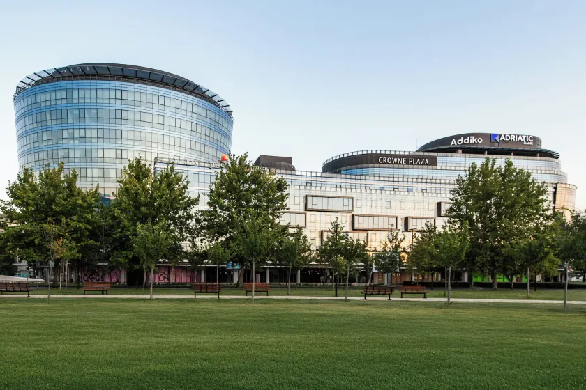 CROWNE PLAZA PODGORICA - Image 1