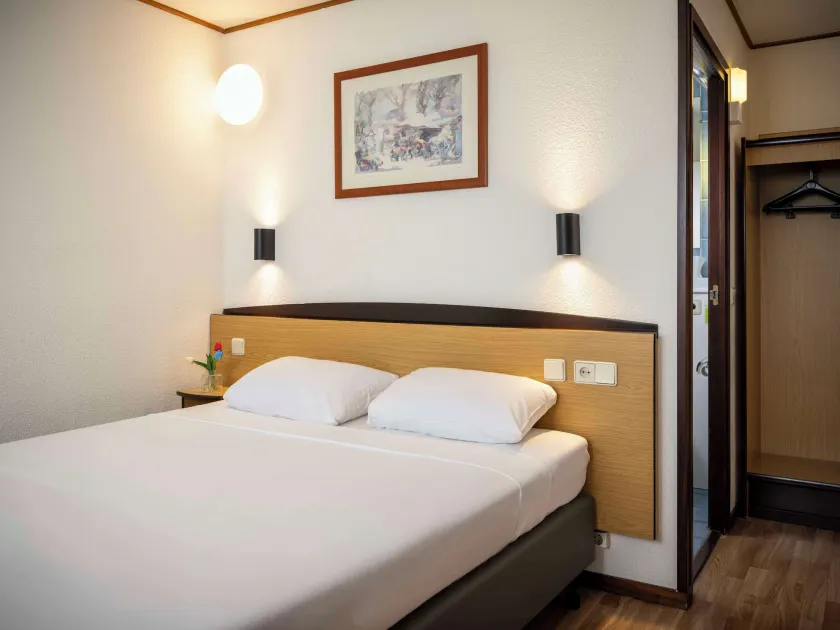 Campanile Hotel & Restaurant Gent - Image 1