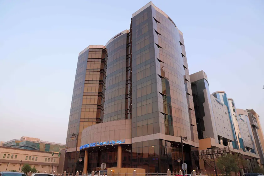 فندق صنداي العليا سويتس Sunday Hotel Al Olaya Formerly Novotel Suites Riyadh Centre - Image 1