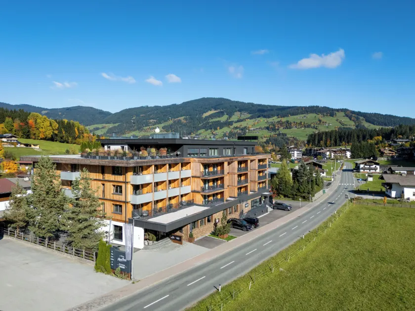 AlpenParks Hotel & Apartment Taxacher - Image 1