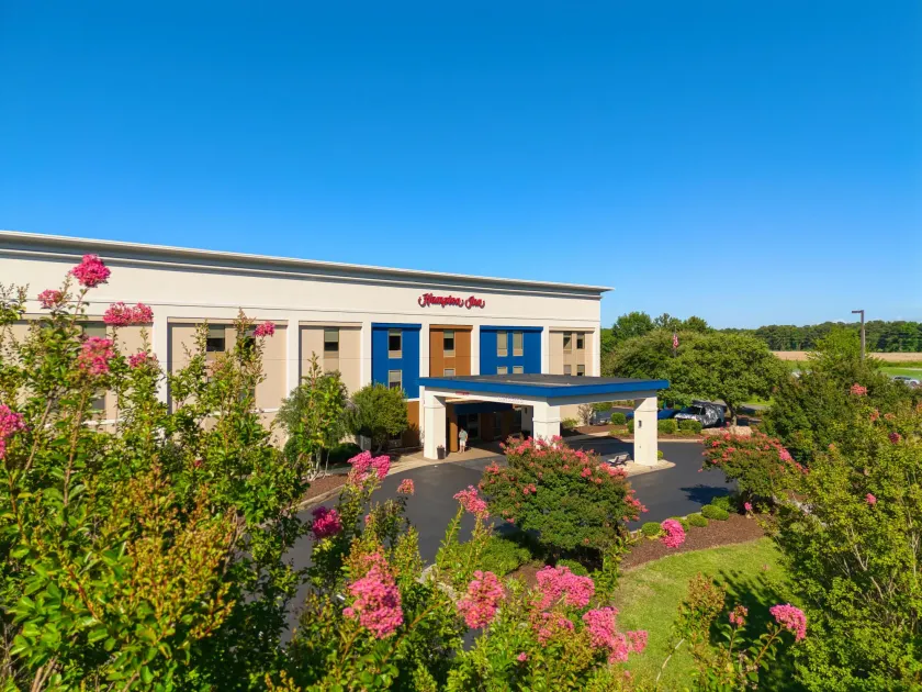 Hampton Inn Edenton - Image 1