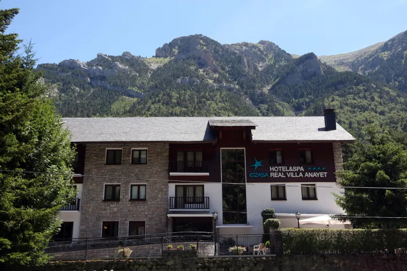 Hotel & Spa Real Villa Anayet - Image 1
