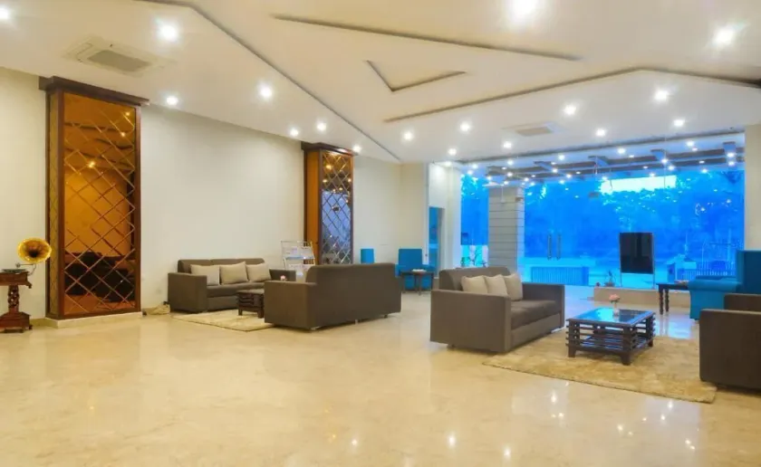 Hotel Royal Vrindaban  - Hall