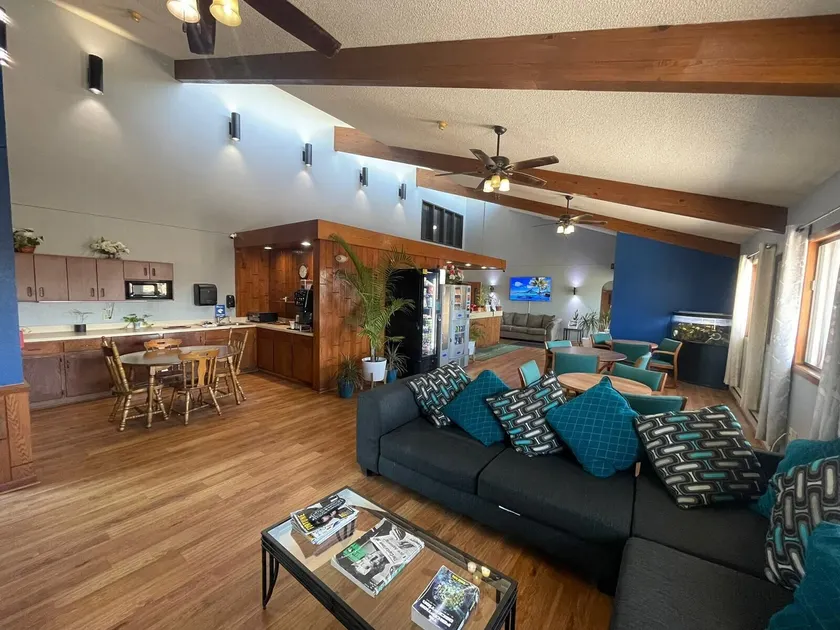 The Belgium Inn & Suites - Image 1