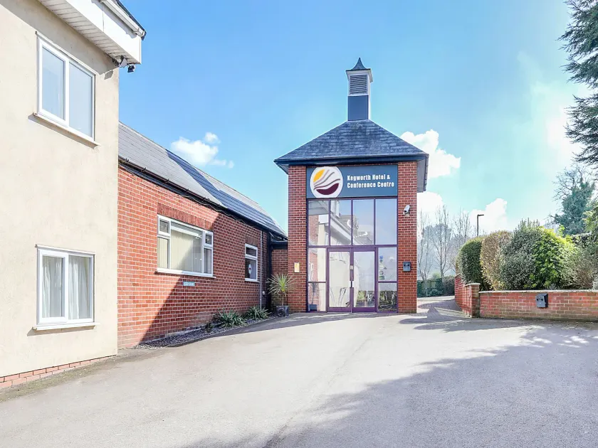 Kegworth Hotel East Midlands Airport - Image 1
