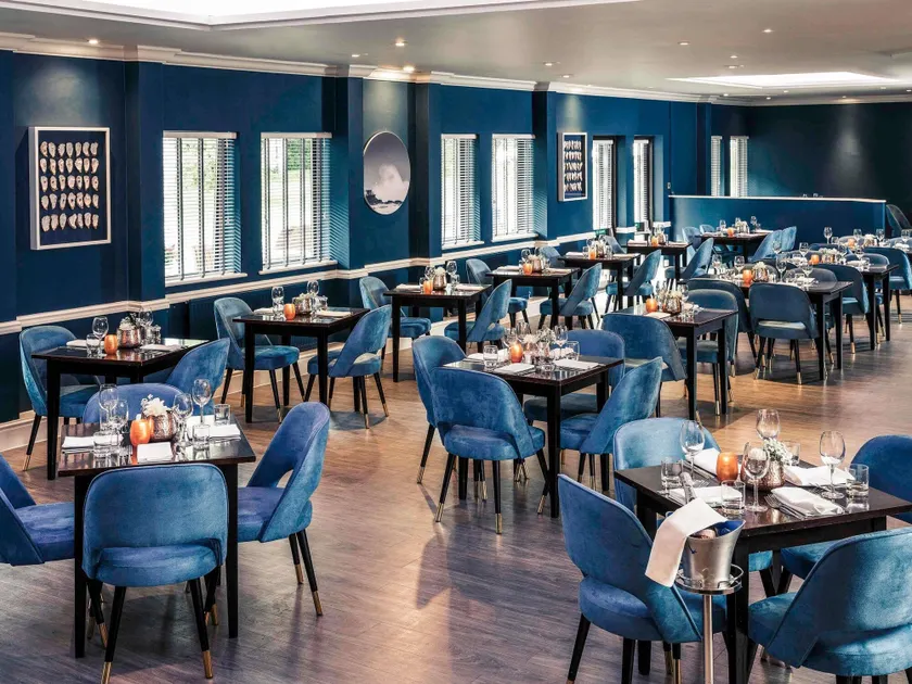 Mercure Swansea Hotel - Image 1