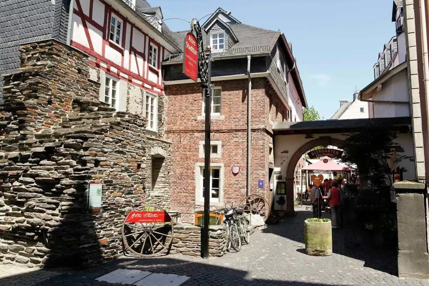 Landgasthof & Hotel Altes Stadttor - Image 1