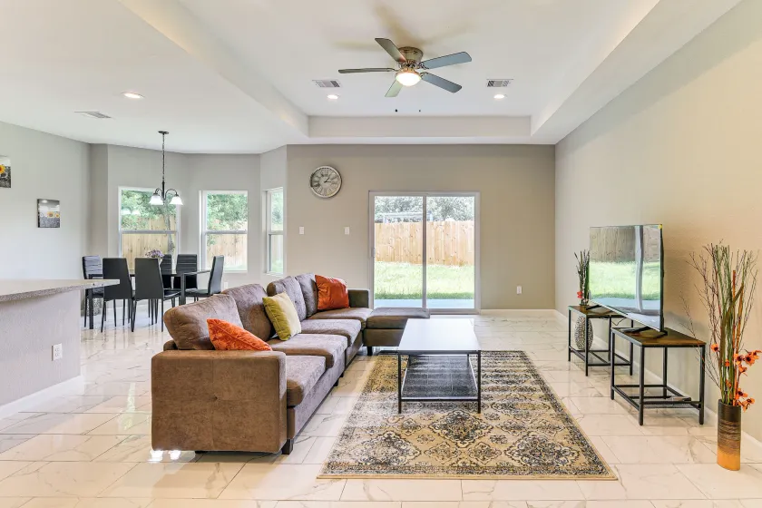 11 Mi to Dtwn Houston: Family Home w/ Yard - Image 1