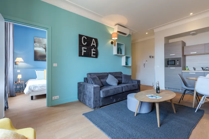 Florella Jean Jaures Apartment - Image 1