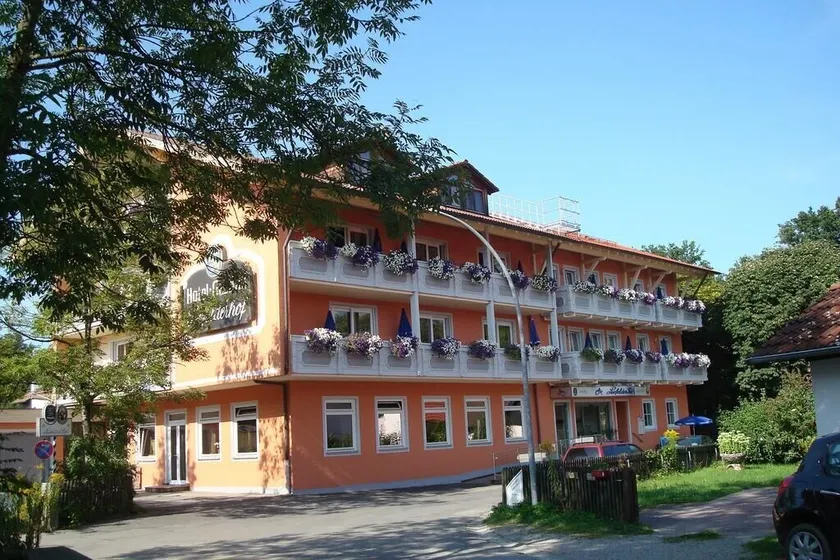 Hotel Gasthof Seefelder Hof - Image 1