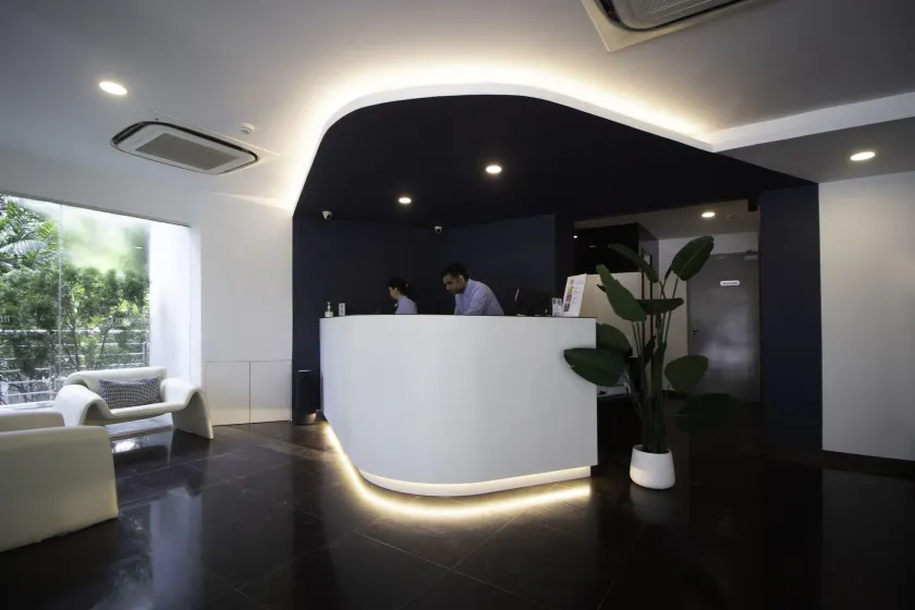 Harbour Ville Hotel - Image 1