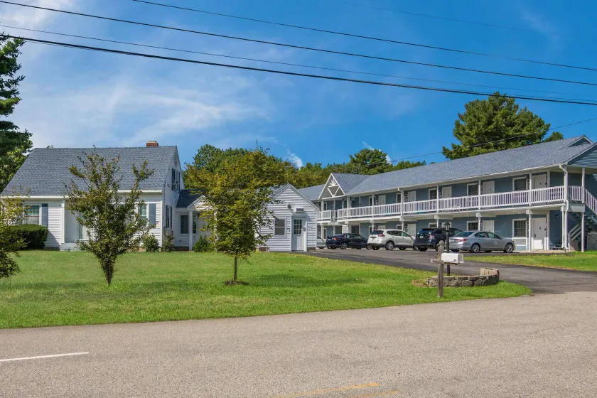Americas Best Value Inn Scarborough Portland - Image 1