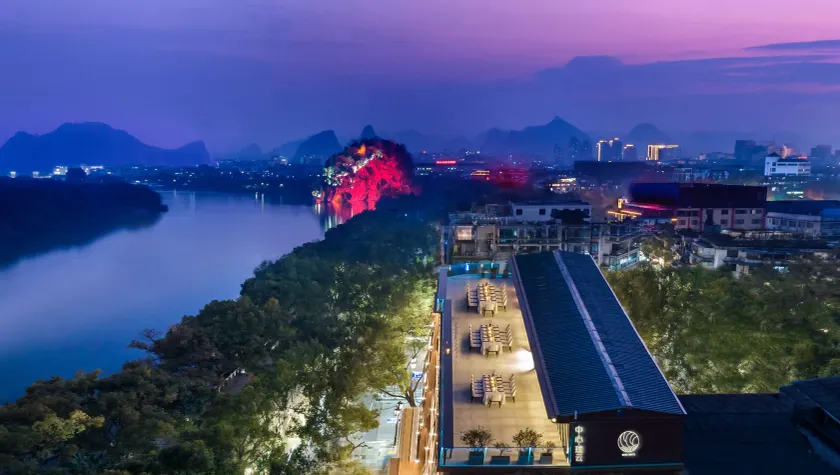 Riverside Wing Hotel Guilin - Image 1