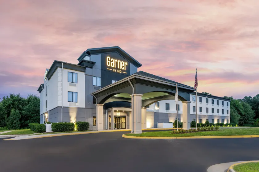 Garner Hotel Doswell Southeast by IHG - Image 1