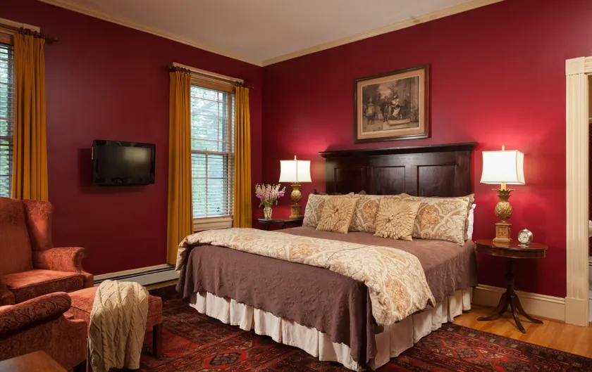 Lang House on Main Street Bed & Breakfast - Image 1
