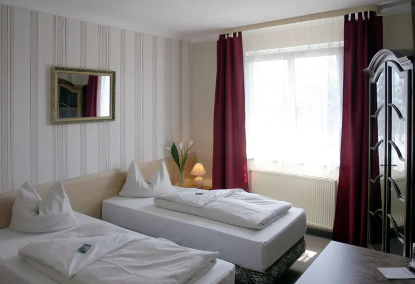Bavaria Safari Hotel - Image 1