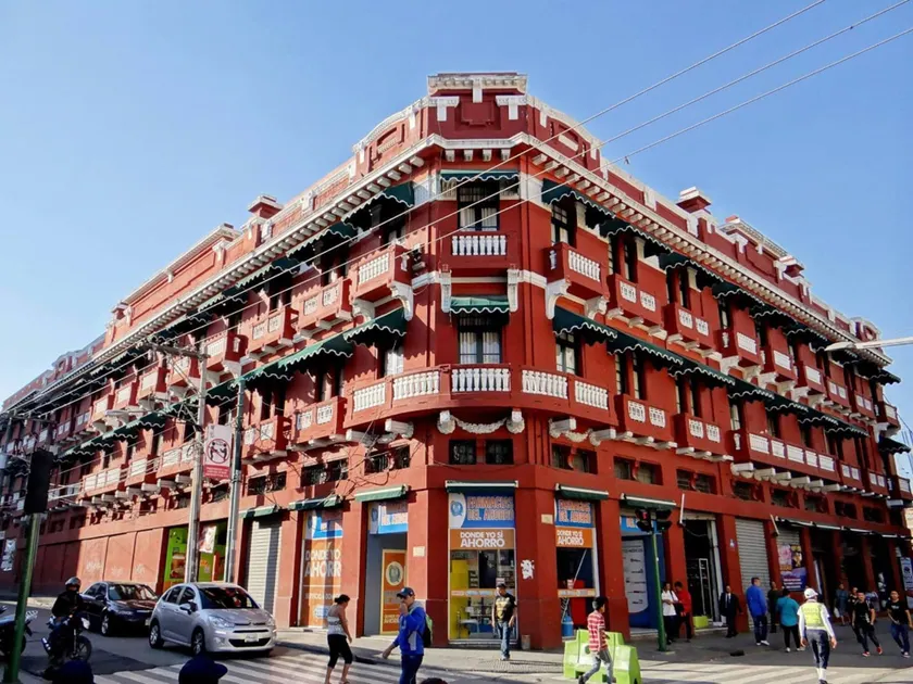 Hotel Royal Palace - Image 1