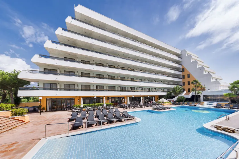 Tropic Park - Image 1
