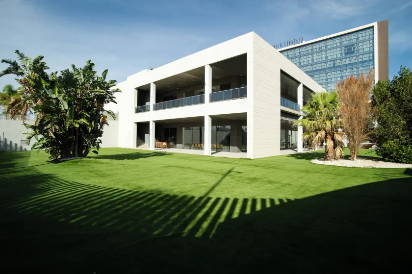 AZZ Valencia Congress Hotel & Spa - Image 1