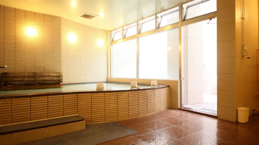 Hotel Claiton Shin-Osaka - Image 1