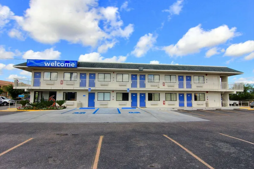 Motel 6-Kingsville, TX - Image 1
