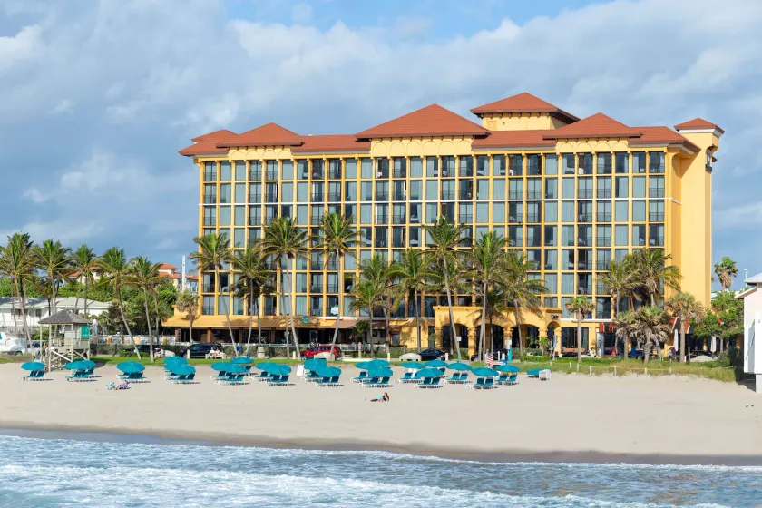Wyndham Deerfield Beach Resort - Image 1