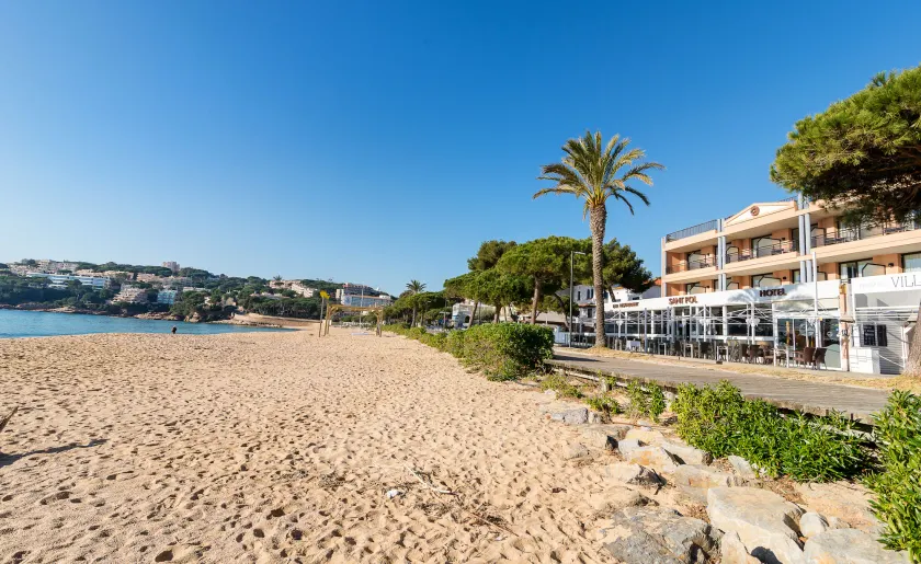 Hotel Restaurant Sant Pol - Image 1