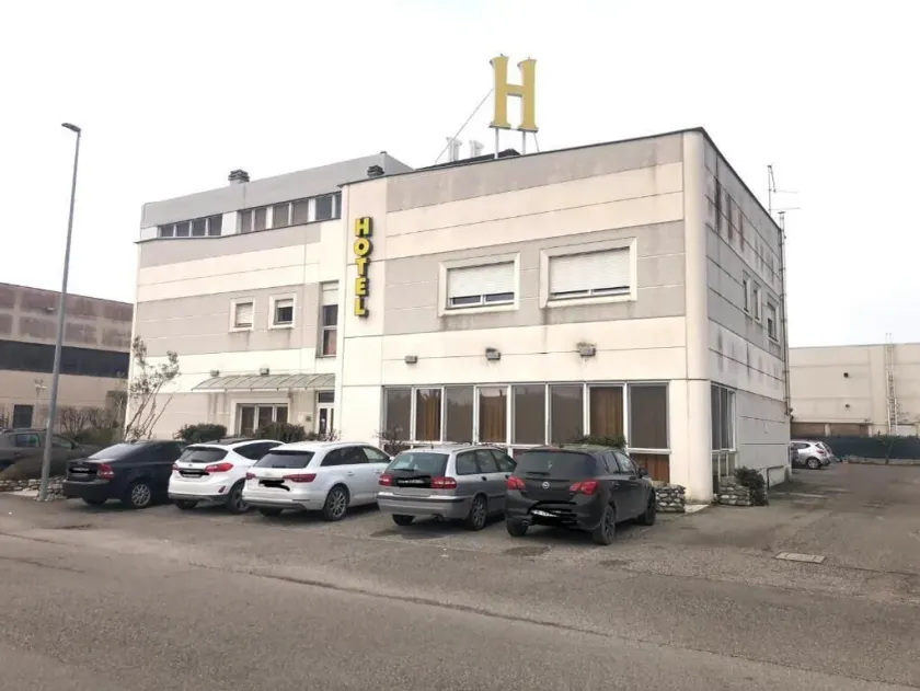 Hotel Grisù Collins - Image 1