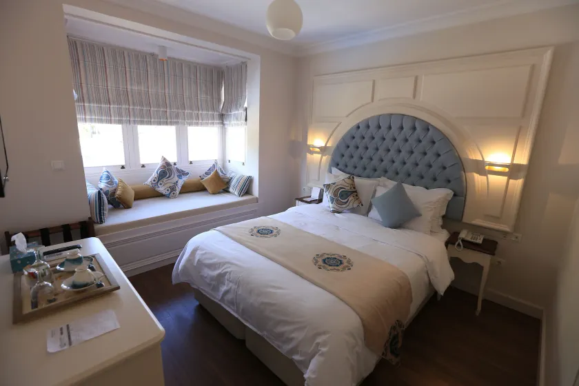 Salbakos Herakleia Hotel - Image 1