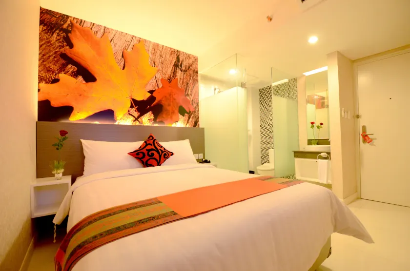 Clay Hotel Jakarta - Image 1