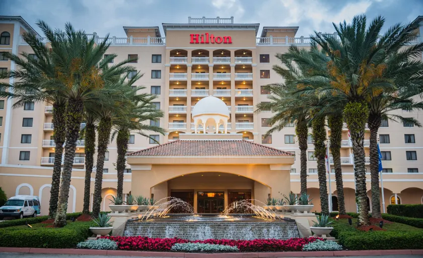 Hilton St. Petersburg Carillon Park - Image 1