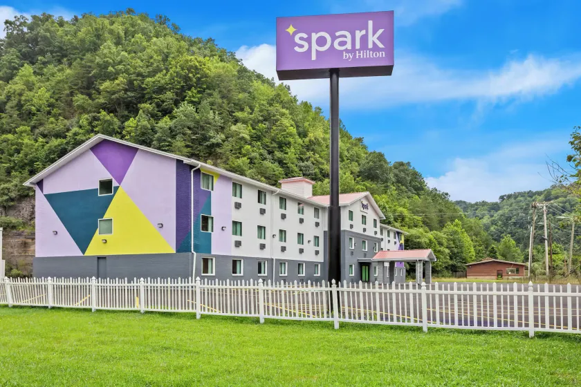 Spark by Hilton Prestonsburg - Image 1